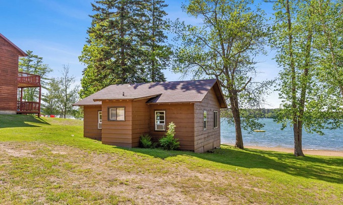 Park Rapids Cabin | Timberlane Resort Cabin #8 | 2 Bed, 1 Bath