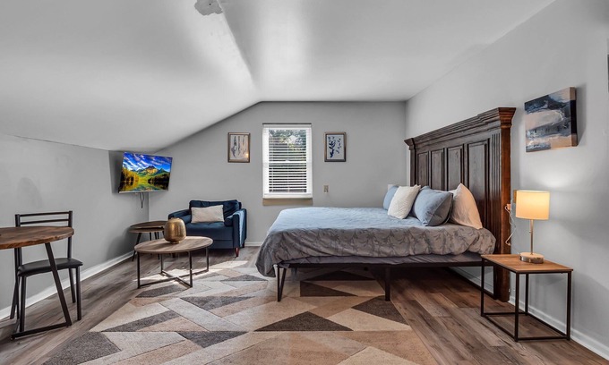 Ellicottville Cabin | Timberline Lodge - Downtown Ellicottville - Room 302