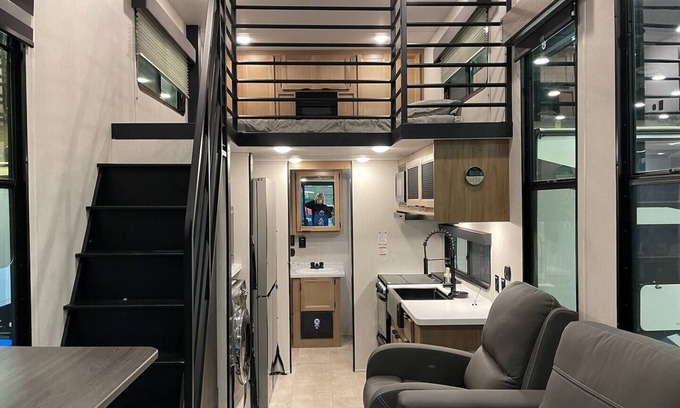 Stanton House | Timberwolf @ 4 Guys RV Park
