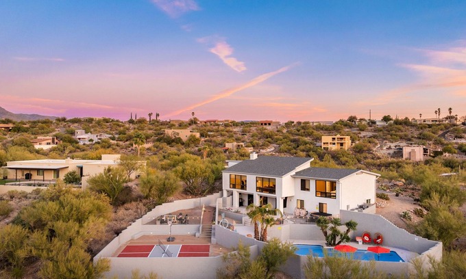 Cimarron Foothills Estates House | Time-Out in Tucson! Heated Pool/Hot Tub/Game Room/Fire Pit/Pickleball