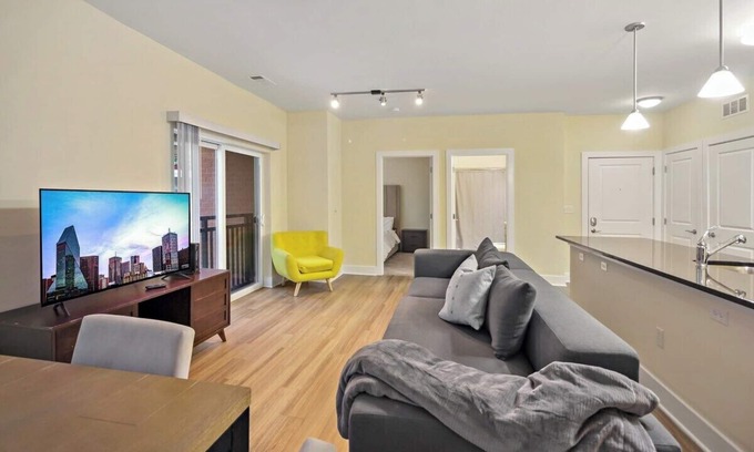 Southwest Quadrant Apartment | Time to Relax | Location | Old Town | 2 Bedrooms