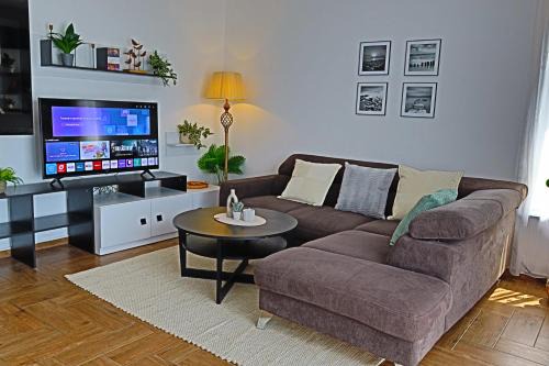 Selimbar Apartment | Timeea Home