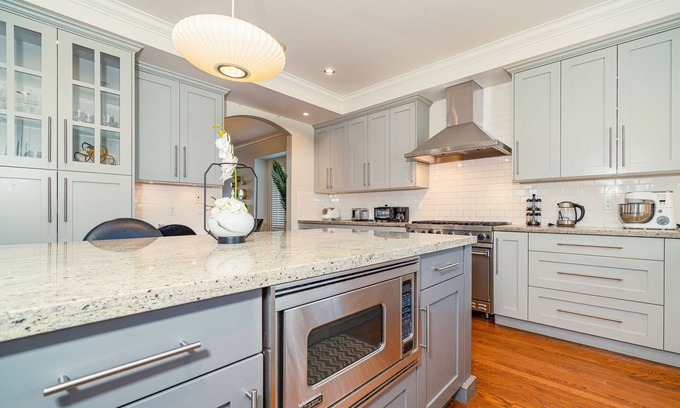 Dunbar House | Timeless Retreat Near Central Vancouver