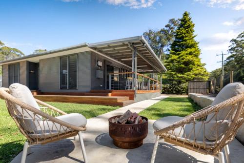 Sapphire Beach House | Tin & Timber by Charlesworth
