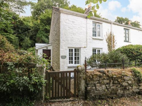 Liskeard House | Tinners Cottage