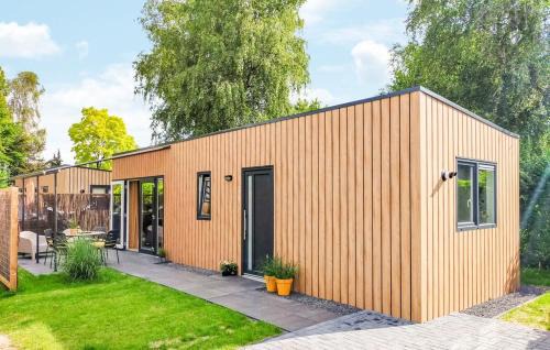 Heinkenszand Ski Chalet | Tiny chalet Zeeland, centraal gelegen & natuur rondom VP028
