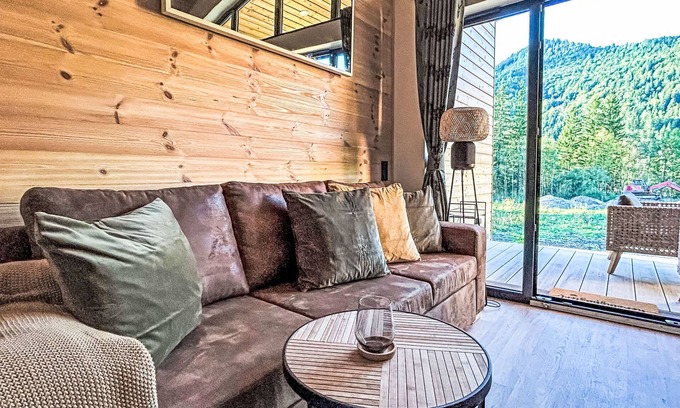 Fischbachau House | Tiny Haus Glockenalm-Schliersee Lodge by Interhome