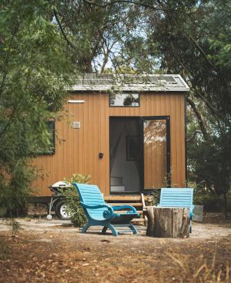 Newham House | Tiny Hideaway at Cloverhills by Tiny Away