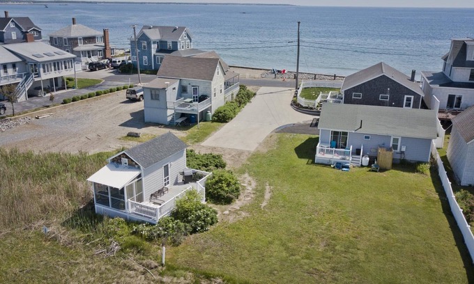 Southern Coast Cottage | TINY HOME EXPERIENCE In WELLS BEACH MAINE