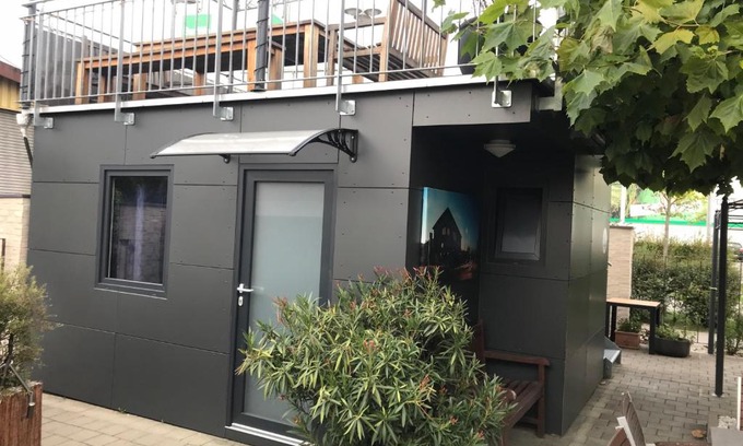 Bechlingen Apartment | Tiny House Black Pearl