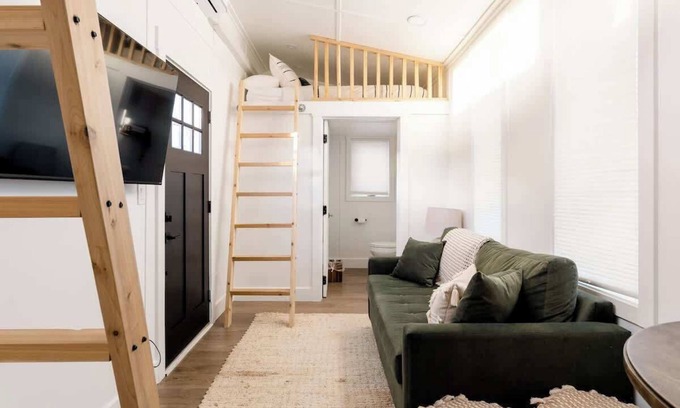 Alberta Arts District Apartment | Tiny Retreat Walk to Bars, Food & Local Art