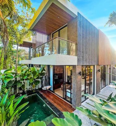 Beraban Villa | Tiny Villa Nyanyi - 2 BR Architectural Villa 4 mins to Beach
