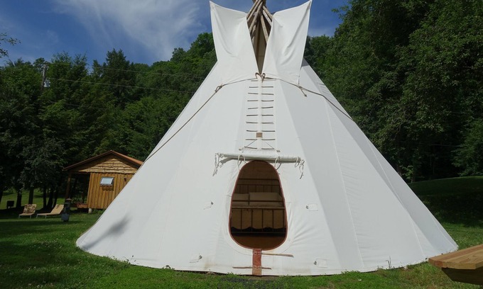 Kennerdell RV Rental | Tipi at Copperhead Retreat