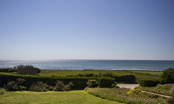 Plozevet House | Tipoz'Immo Les Coquillages - sea view and walking distance - pets allowed