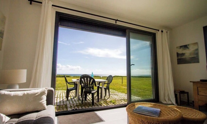 Plovan House | Tipoz'immo-wooden house facing the sea