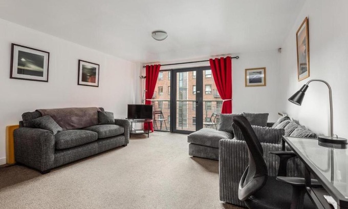Tipton Apartment | Tipton 2 bed apartment