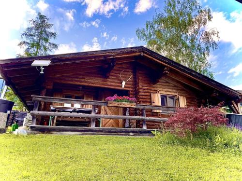 Imst Apartment | Tiroler Blockhaus