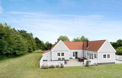 Holloselund House | Tisvildelund