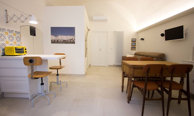 Gioia del Colle Bed & Breakfast | to the sottani b & b total comfort in the center. Very close to Matera, Alberobello, Bari