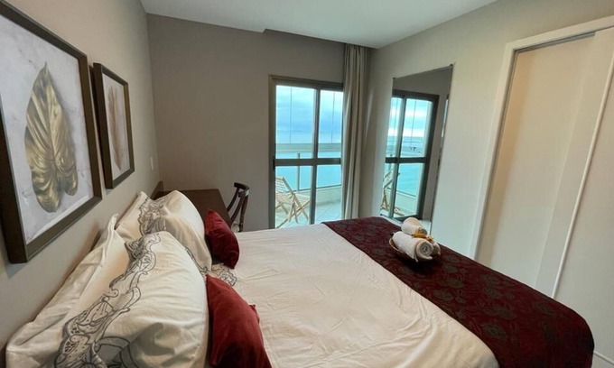Vila Velha RV Rental | To the sound of the sea Praia da Costa | Foot in the sand + Wi-fi 300Mb