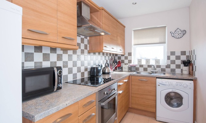 Durham Apartment | Toast Lettings | New Durham Courtyard