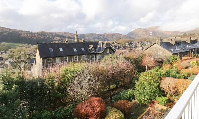 Ambleside Cottage | Todd Crag View