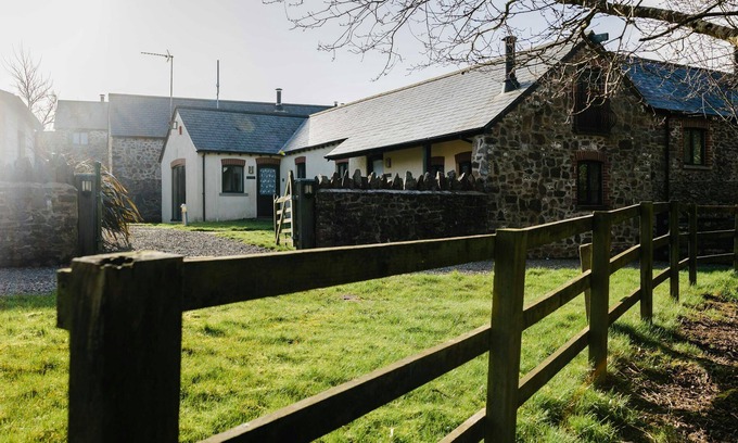 St Ishmaels Cottage | Toes Rock, Sandy Haven