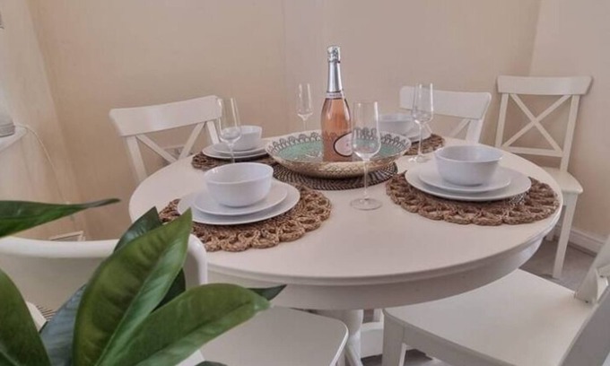 Liverpool House | Toffees Townhouse 2 Bed
