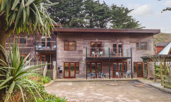 Porthtowan House | Tolcarne