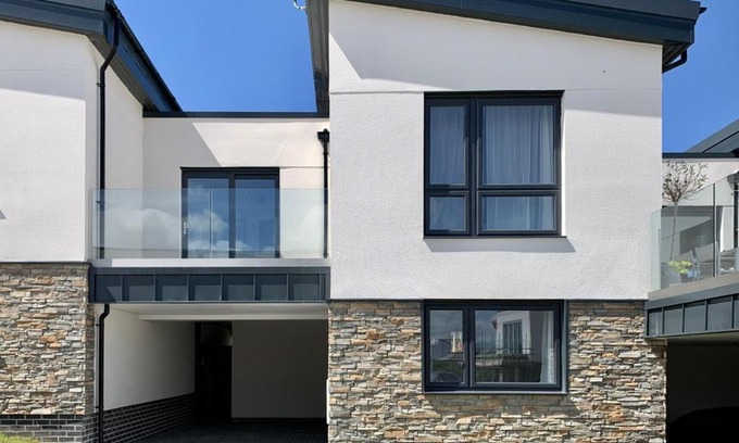 Perranporth House | Tolcarne - Perranporth Cornwall
