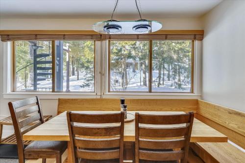 Stowe Area House | Tollhouse 10B