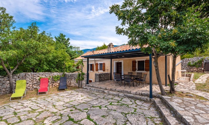Donja Klada House | Tomiceva by Interhome