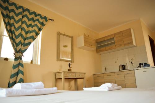 Haraki Apartment | Tommy's Rooms