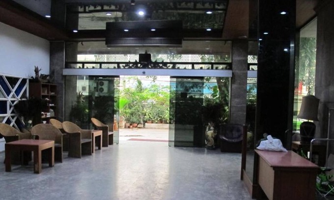 Rong Muang Hotel | Tongpoon Hotel