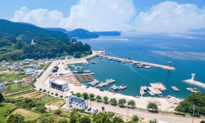 Urikkae House | Tongyeong Mediterranean Spa Pension