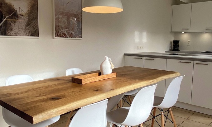 Bredene House | Top equipped, cozy holiday home with WiFi and parking - close to the beach