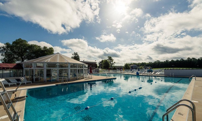 North East Hotel | Top Floor Family Deluxe Bay View
