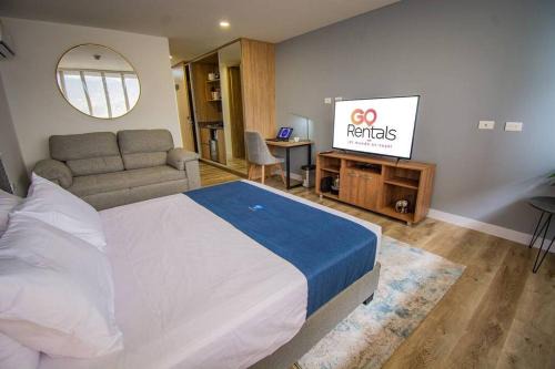 La Aguacatala Apartment | TOP FLOOR Studio Poblado, A/C, Coworking, gym 1416