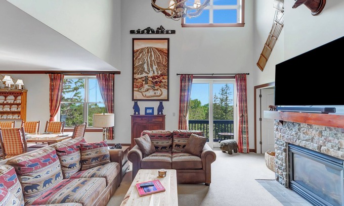 Stratton Mountain Condo | Top Flr Duplex 3BR 4BA - Walk to All @ Stratton Mt