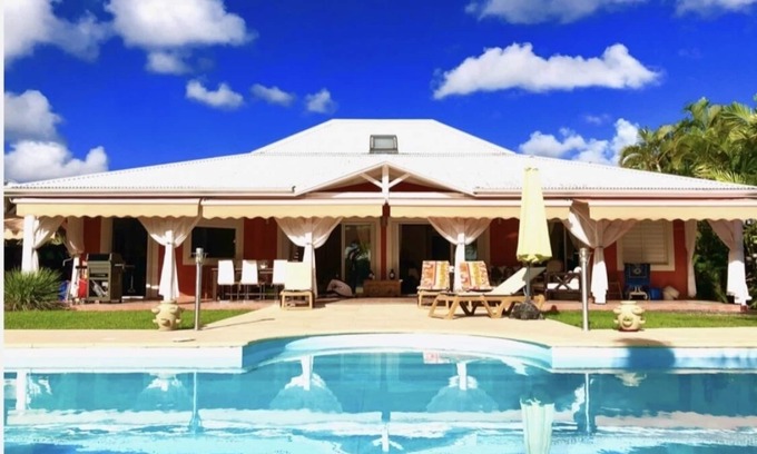 Saint-Francois Villa | TOP-OF-THE-RANGE VILLA SAINT FRANCOIS POOL CLIM WIFI