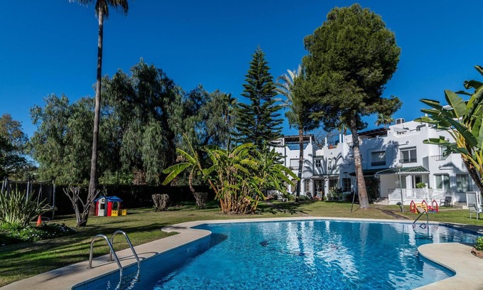 Nueva Andalucia Cottage | Top Renovated 3-BDRM Townhome w/Pool BBQ Rooftop