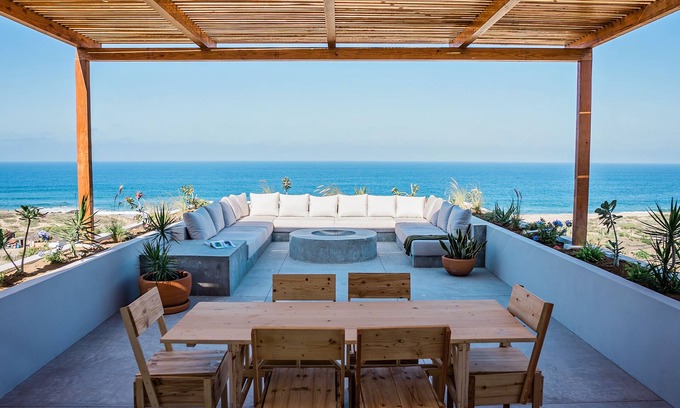 El Pescadero Hotel | Topia Sunset Suite