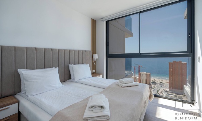 Cala Apartment | Torre Sakura By Leo Apartments