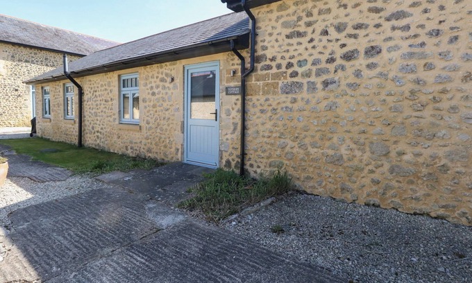 West Compton Cottage | TOTHERY, pet friendly, character holiday cottage in Beaminster