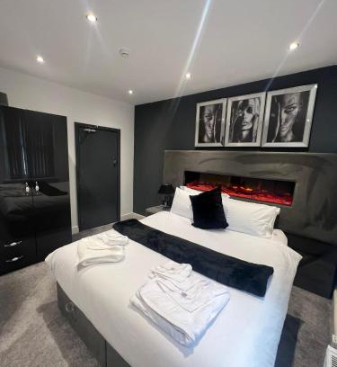 Barnstaple House | Town Centre En Suite Room 4