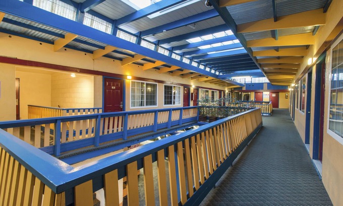Downtown Hotel | Town House Motel – Historic Old Town Eureka