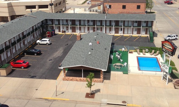 Historic Rapid City Hotel | Town House Motel