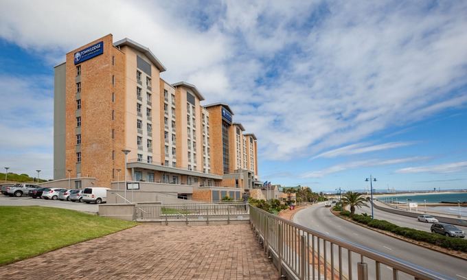 Summerstrand Hotel | Town Lodge Gqeberha