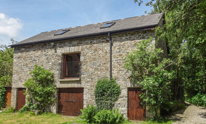 Lydford Cottage | TOWNEND BARN, pet friendly, character holiday cottage in Lydford