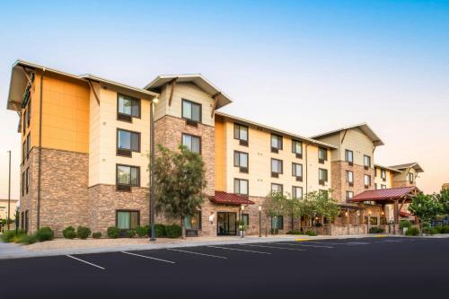 Lancaster Hotel | TownePlace Suites by Marriott Lancaster